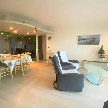 2 Pieces Avec Terrasse Privative, Animaux Admis - Fr-1-487-332 Apartman